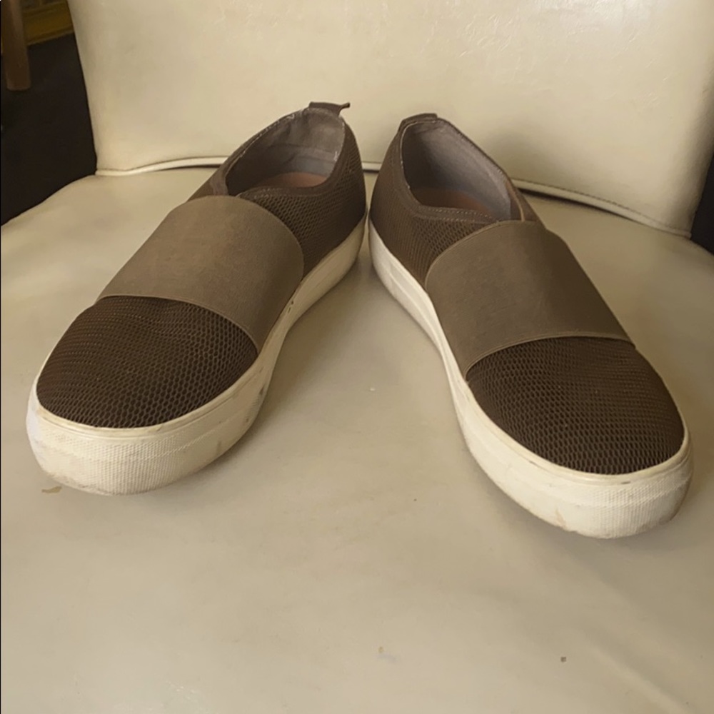 Steve Madden Glenn Slip On Sneakers